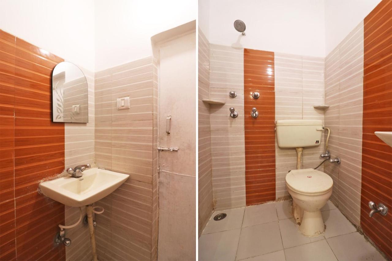 Spot On 48690 Hotel Host アーグラ エクステリア 写真